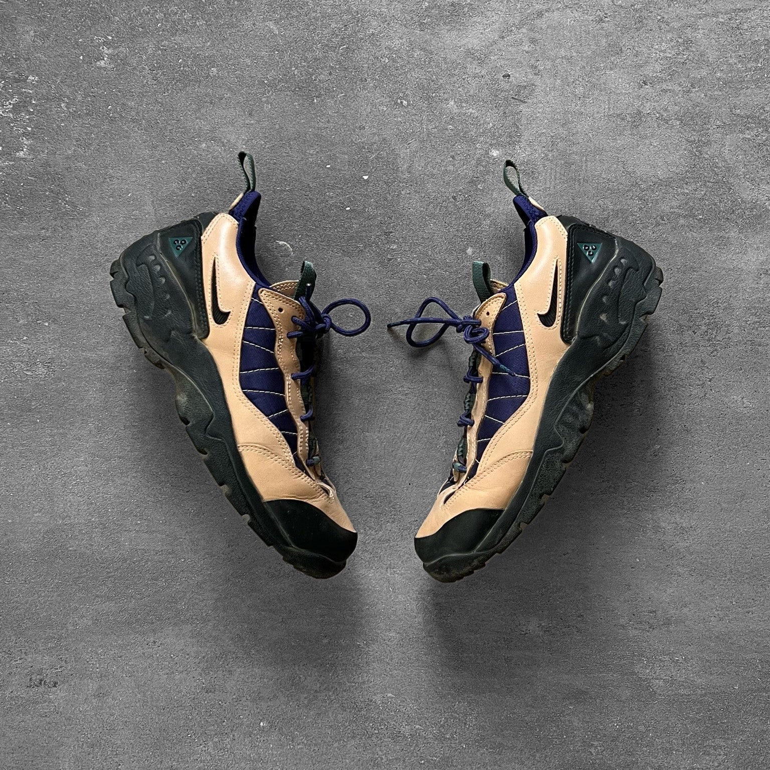 Nike ACG Retro Hiking Boots 10.5 â Ametora