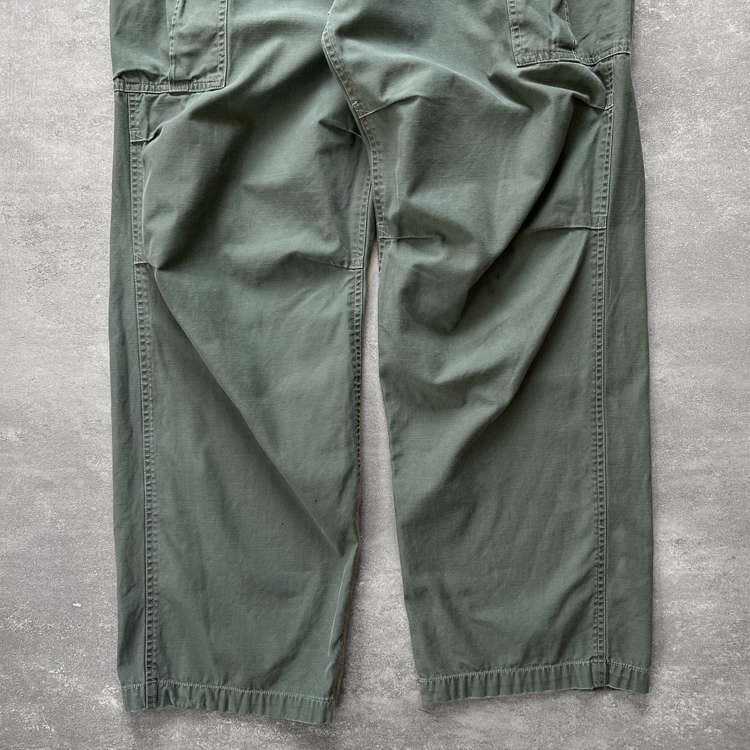 2000s No Boundaries Cargo Pants 35" x 30" Ametora
