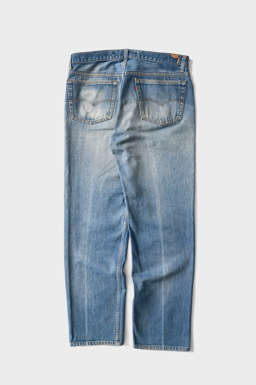 1990s Levi's 501 Faded Blue Jeans 35