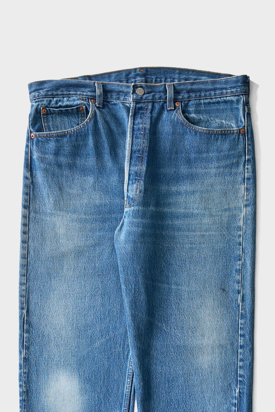 1990s Levi's 501 Faded Blue Jeans 36