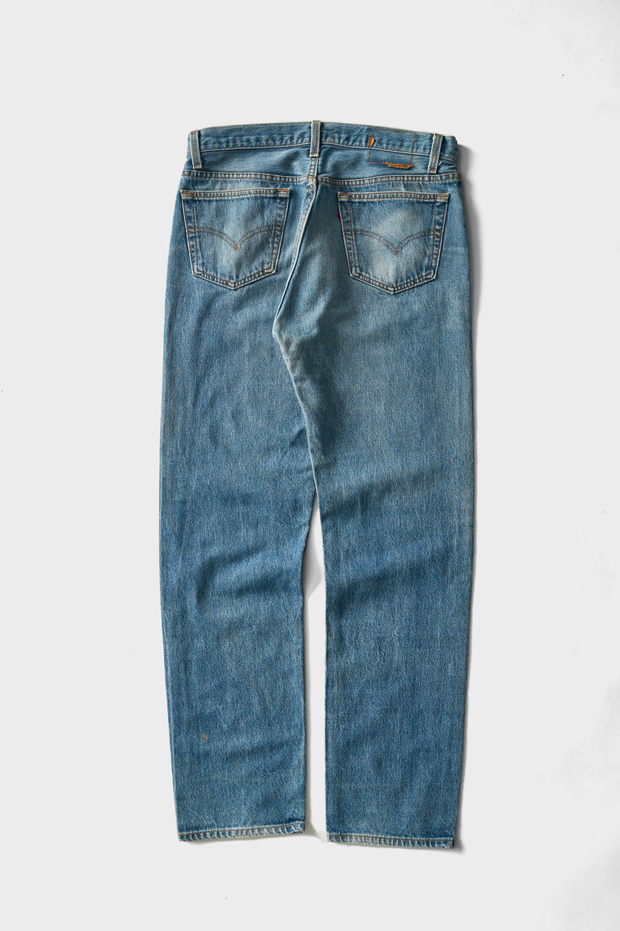 1990s Levi's 501 Faded Blue Jeans 33