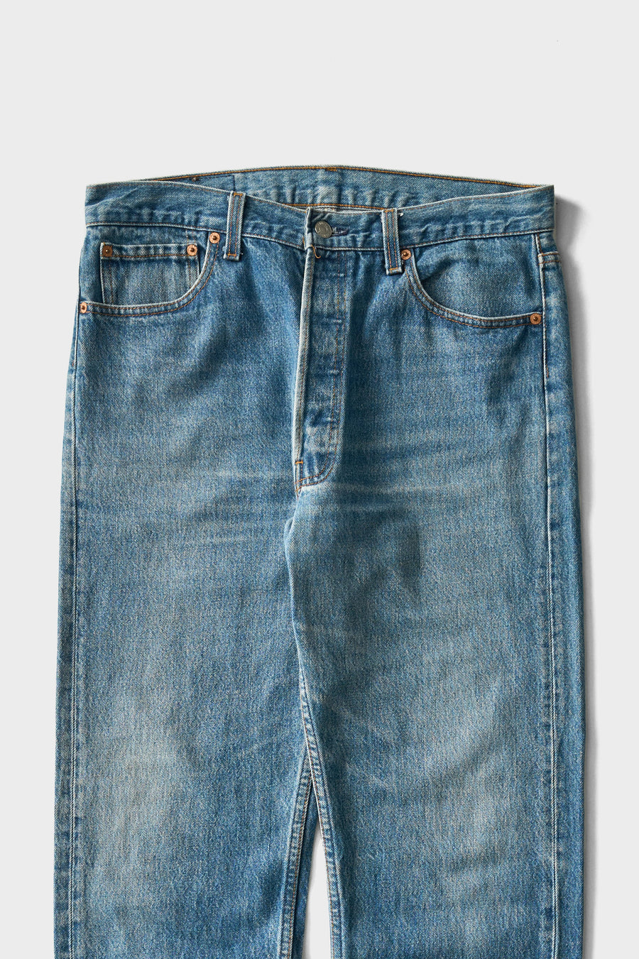 1990s Levi's 501 Faded Blue Jeans 33