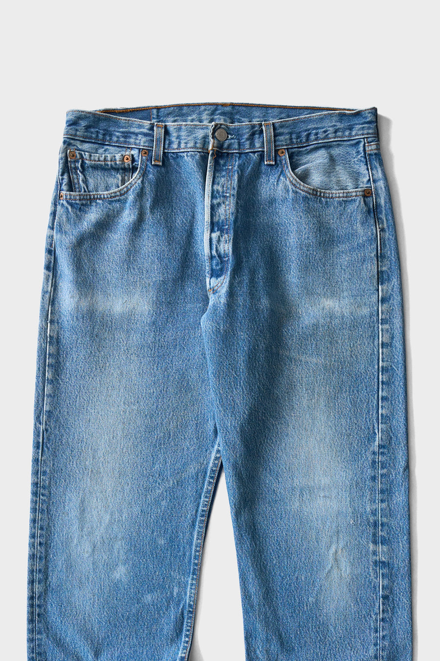 1990s Levi's 501 Faded Blue Jeans 33