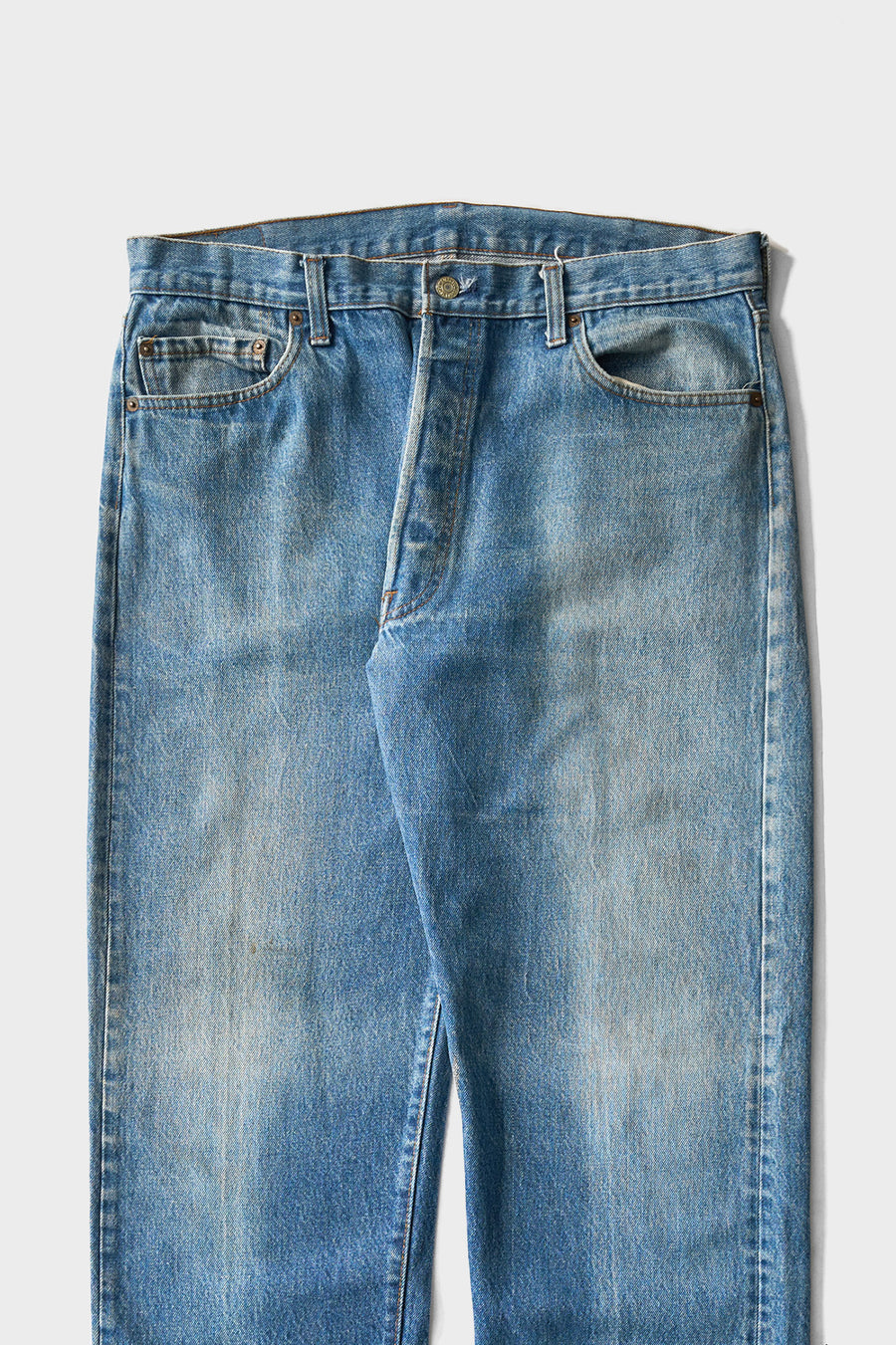 1990s Levi's 501 Faded Blue Jeans 35