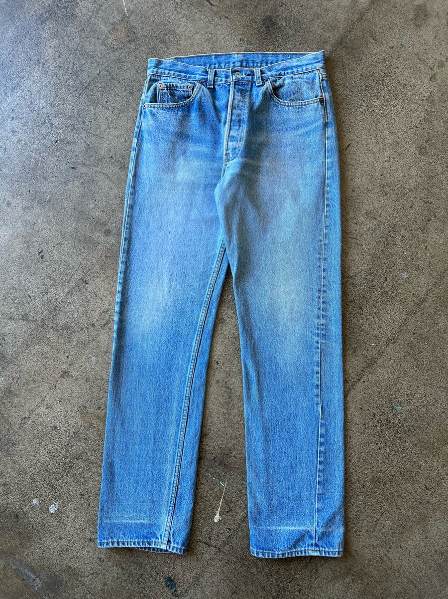 1990s Levi's 501 Light Wash Jeans 31