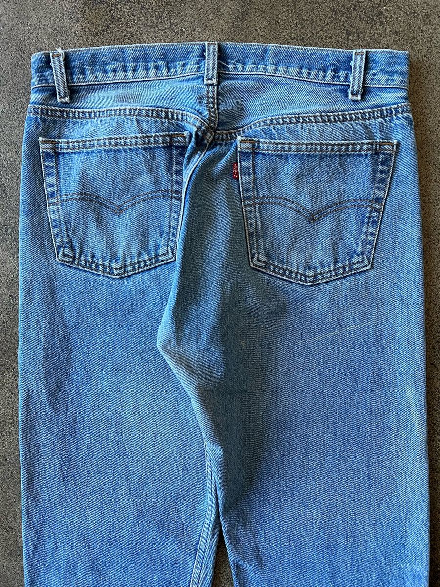 1990s Levi's 501 Light Wash Jeans 31