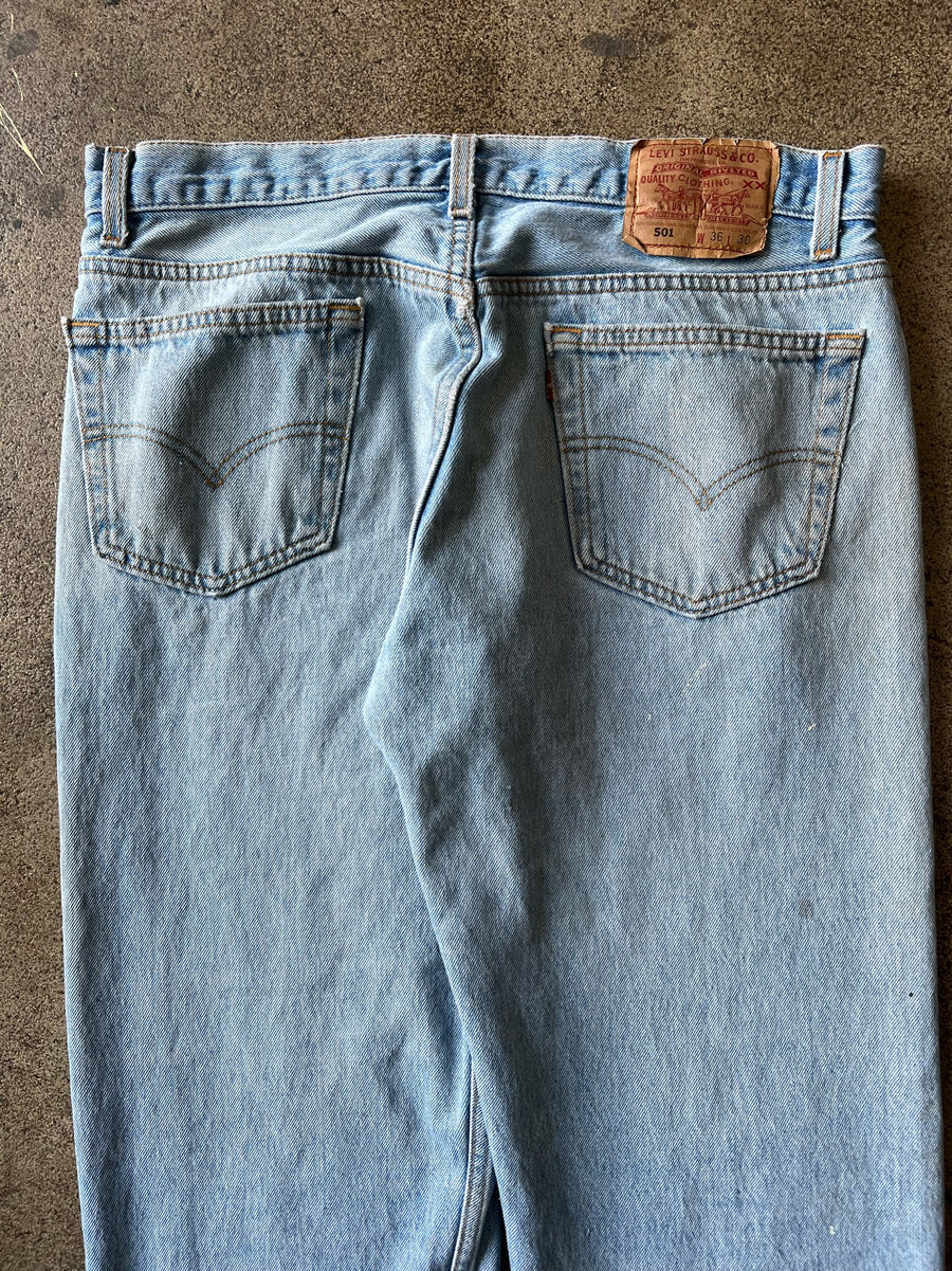 1990s Levi's 501 Dirty Wash Jeans 34