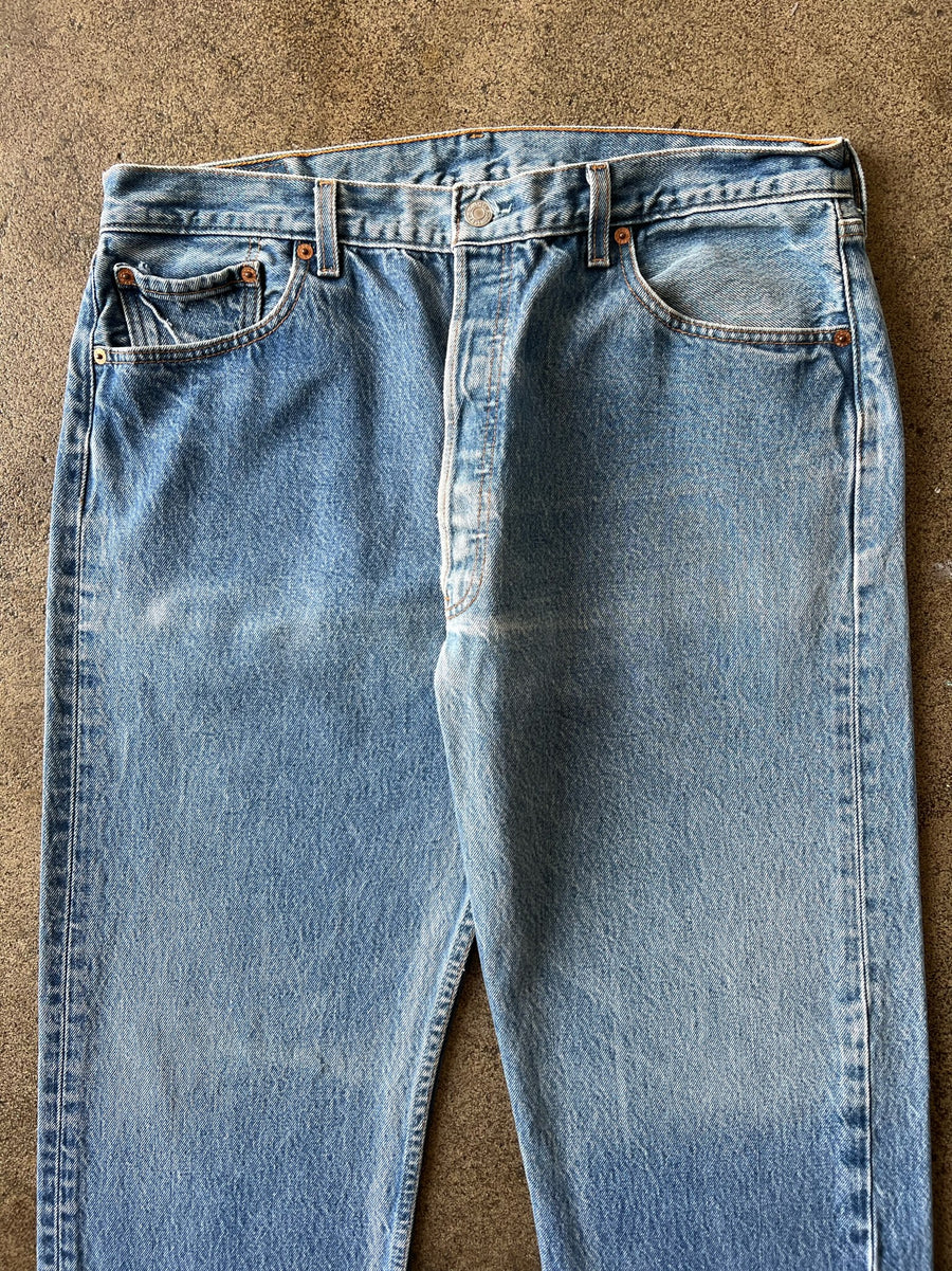 1990s Levi's 501 Faded Blue Wash Jeans 35