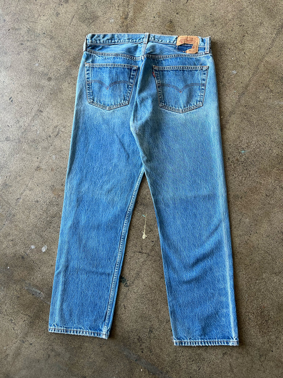 1990s Levi's 501 Faded Blue Wash Jeans 35