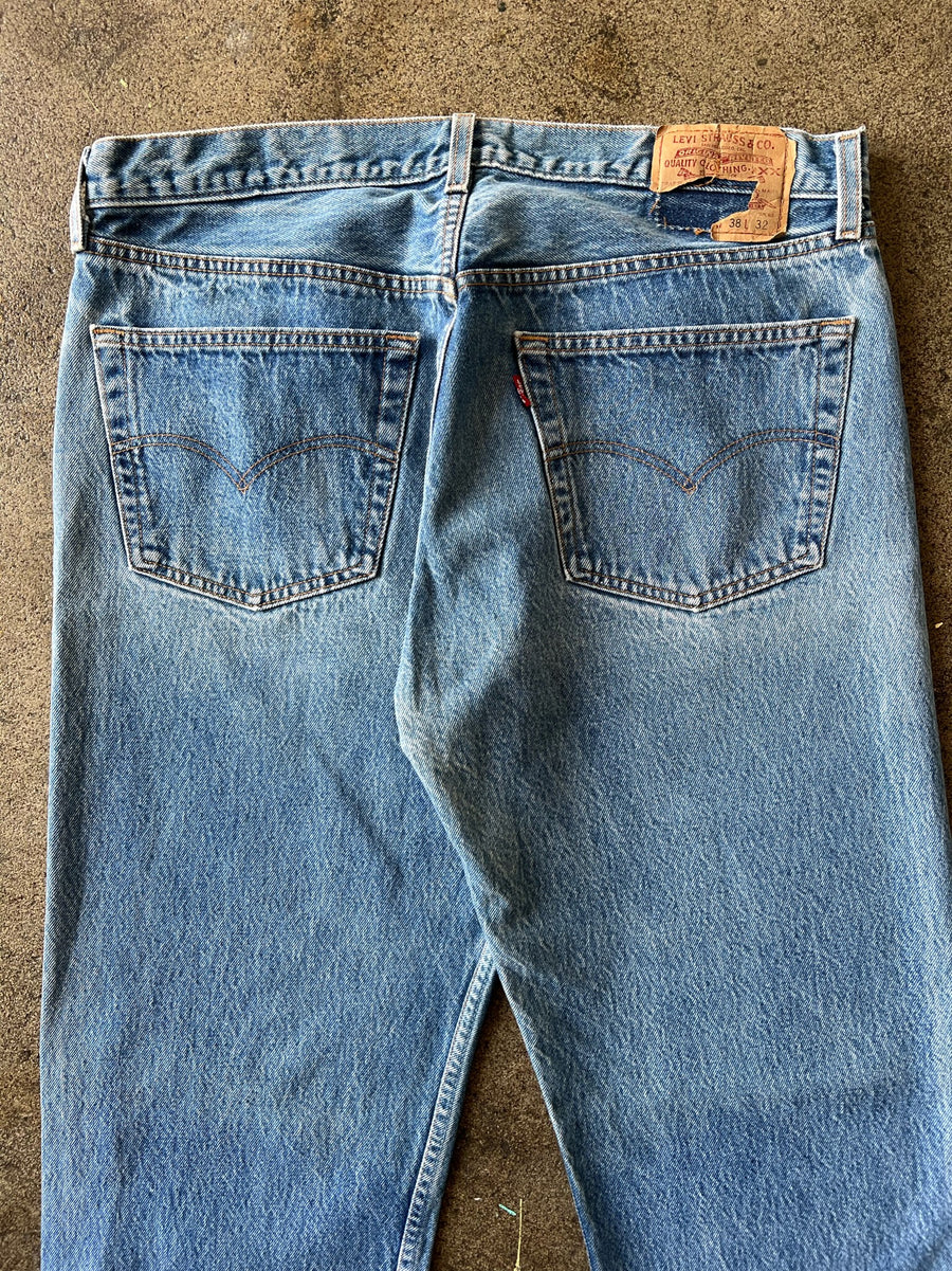 1990s Levi's 501 Faded Blue Wash Jeans 35