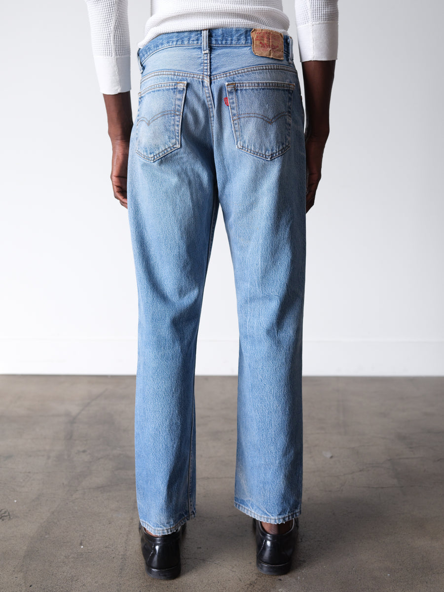 1990s Levi's 501 Faded Blue Jeans 32