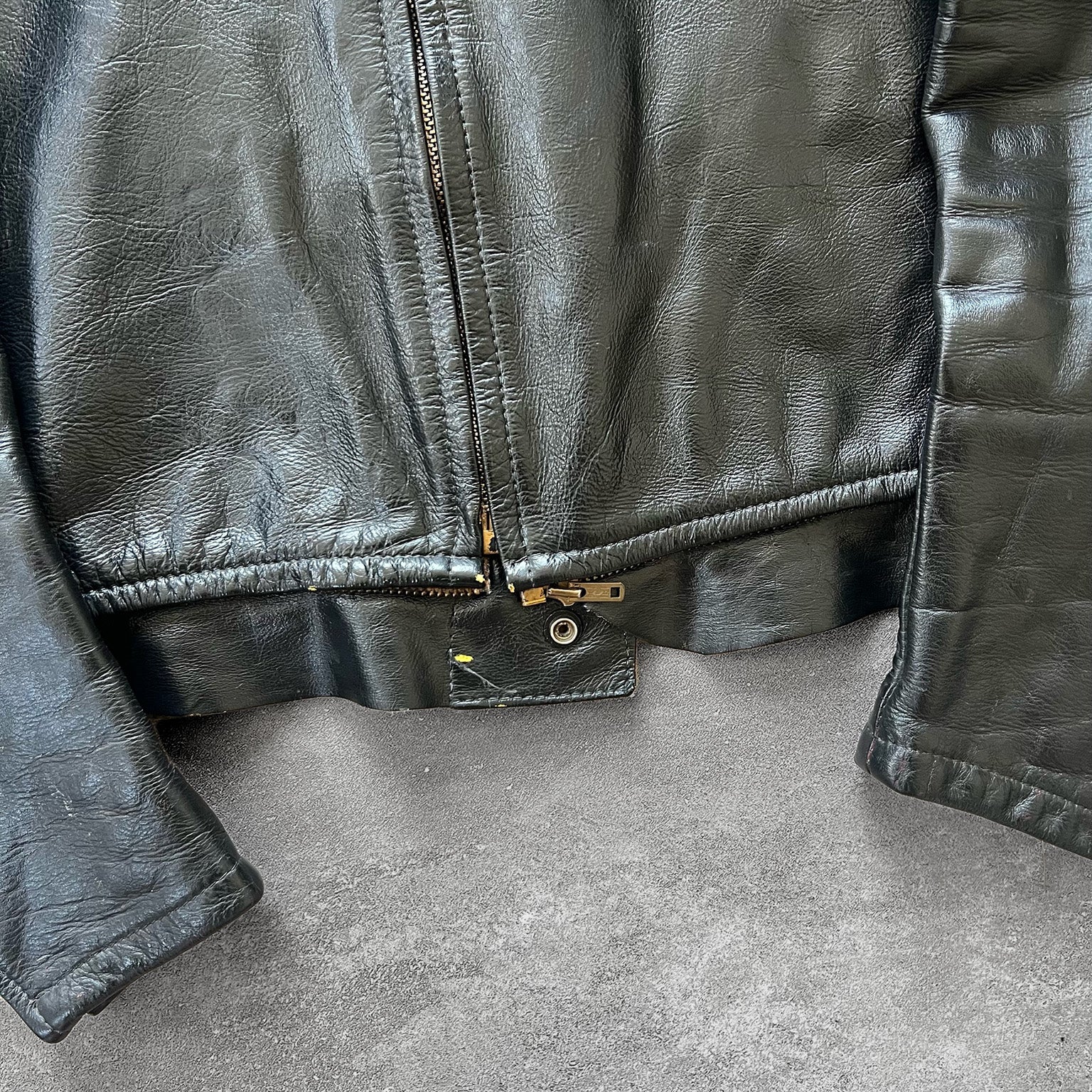 ジャケット・アウター 60s bates two tone leather jacket 60s Custom Bates Leather Racing Jacket 🏍 Here's a great old