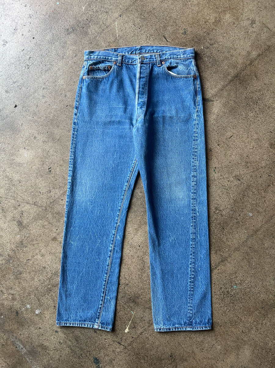 1990s Levi's 501xx Slightly Faded Blue Jeans 35