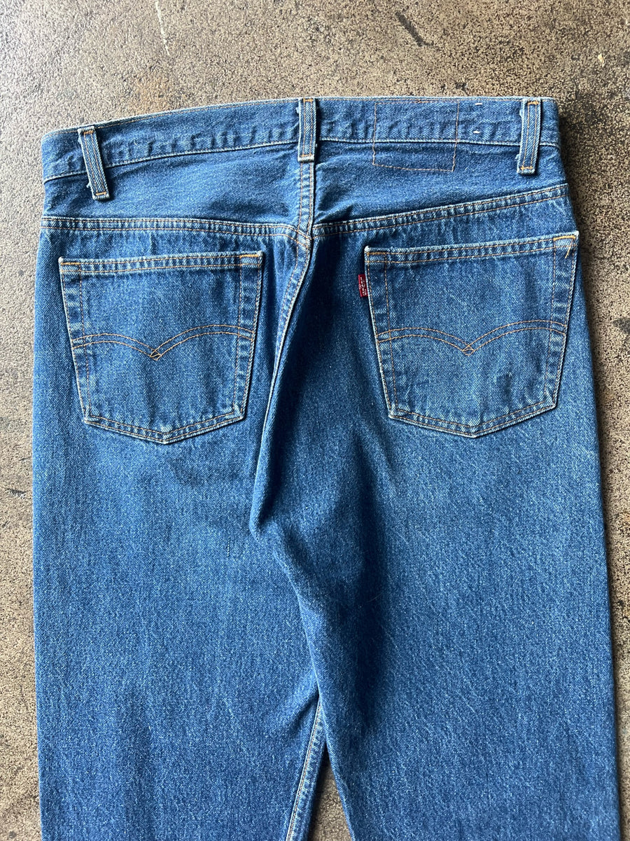 1990s Levi's 501 Darker Blue Wash Jeans 32