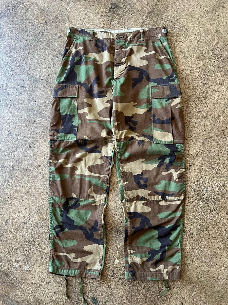 2000s Army Camo Cargo Pants Adjustable Waist