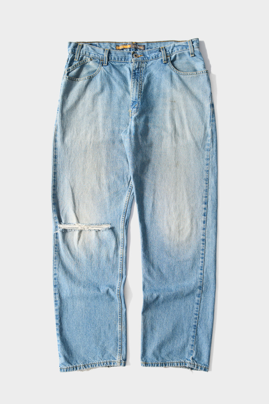 2000s Levi's Silvertab Light Wash Distressed Relaxed Jeans 36
