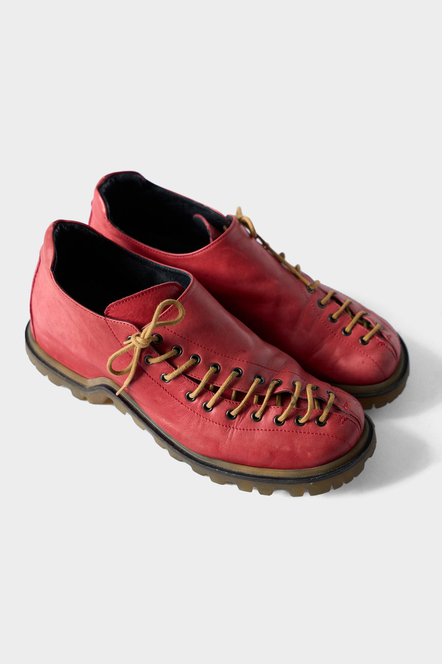 1990s Wind Diagonal Lace Faded Red Low Top Boots